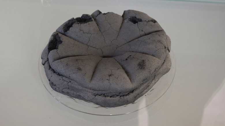 carbonized bread from pompeii