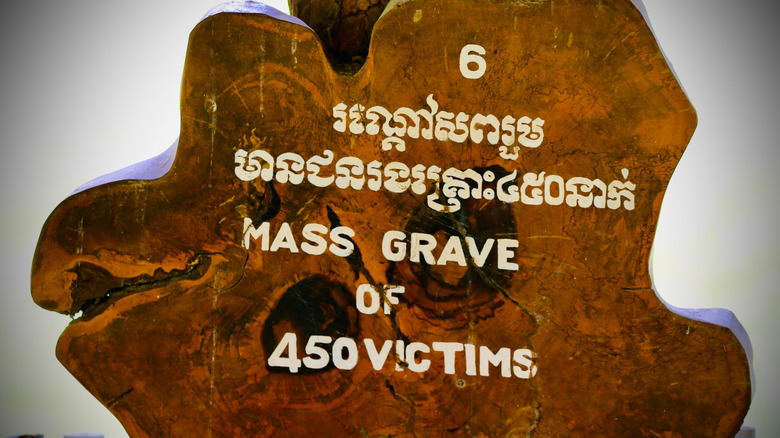 memorial for khmer rouge victims