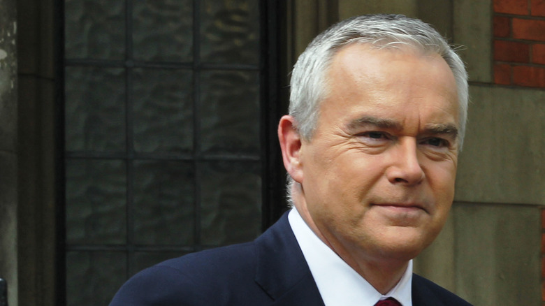 Huw Edwards in blue suit