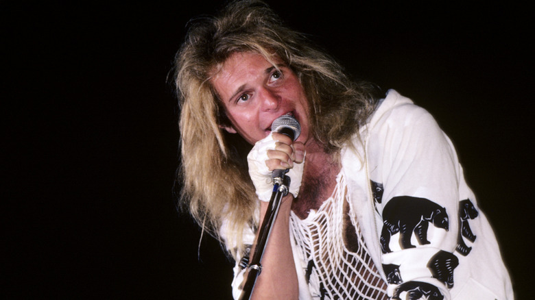 david lee roth performing with van halen at 1983 us festival