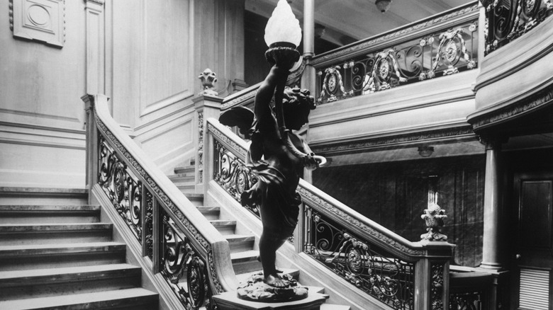 Titanic aft staircase with bronze cherub