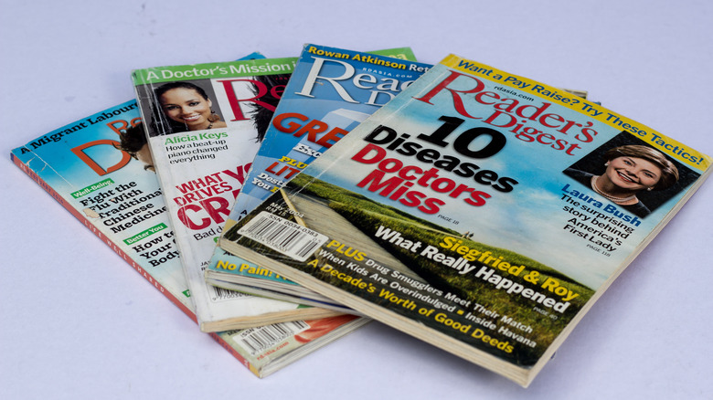 group of reader's digest magazines