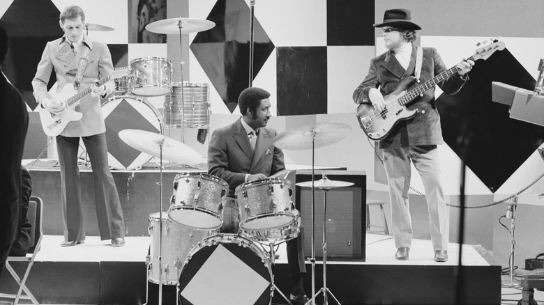 Al Jackson Jr. playing drums on a TV set