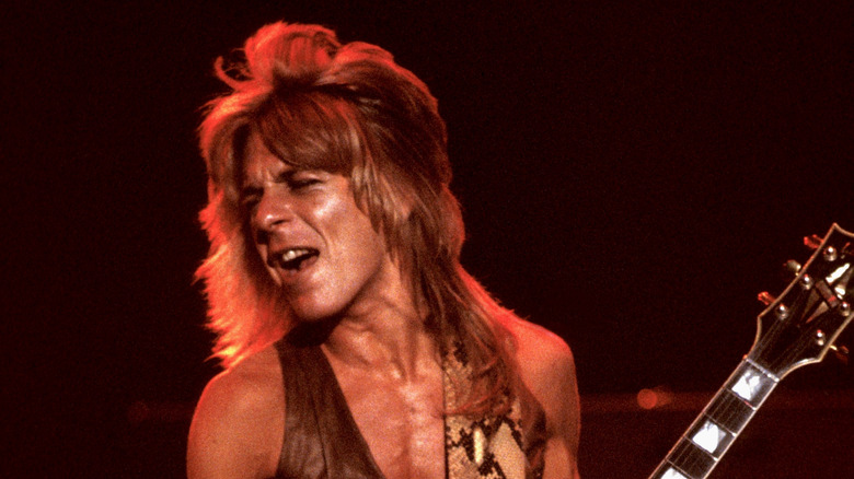 Randy Rhoads playing guitar on stage