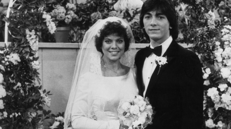Joanie and Chachi at wedding altar