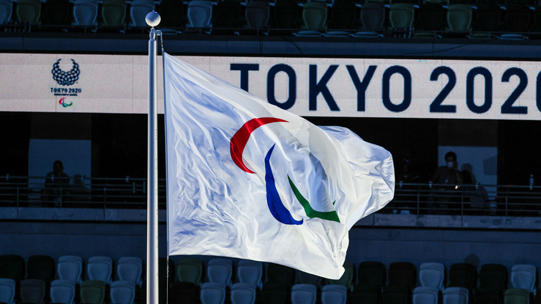 tokyo 2020 flag