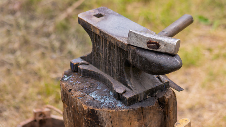 Hammer and anvil