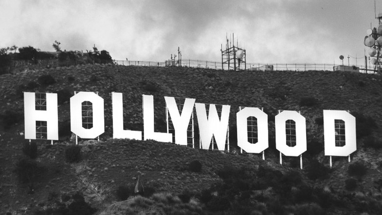 hollywood sign