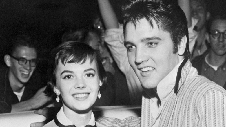 Elvis Presley Natalie Wood smiling