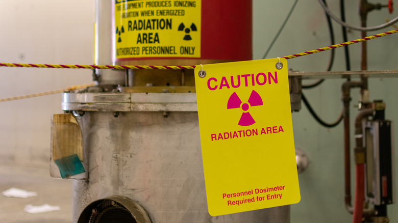 radiation caution sign 