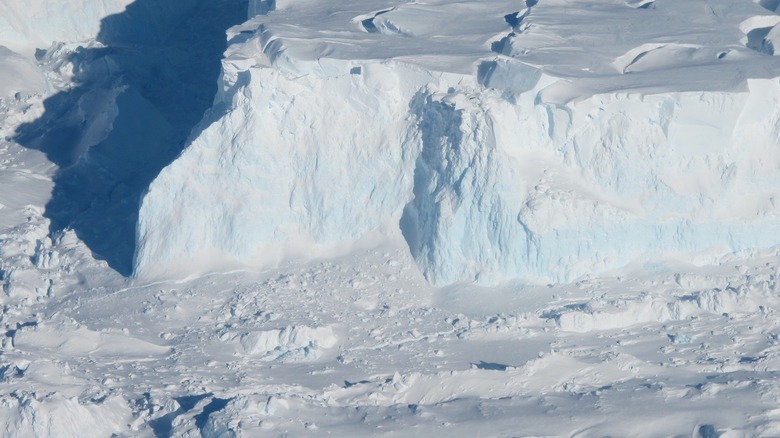 Cliffs of Thwaites Glacier