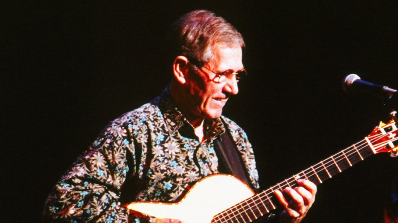 Chet Atkins performing in his later years