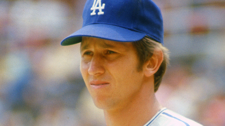 Don Sutton playing for Los Angeles Dodgers