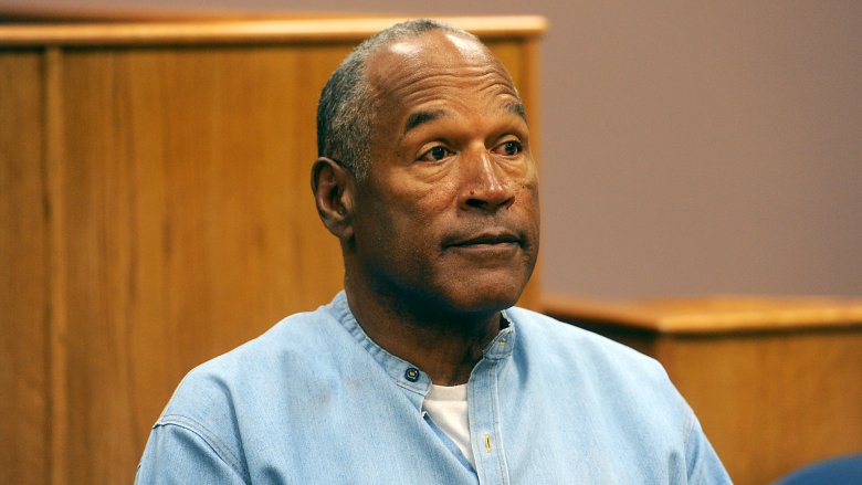 OJ Simpson in court looking smug