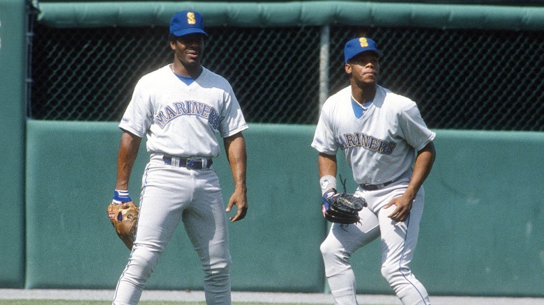 Griffey Jr. and father in outfield