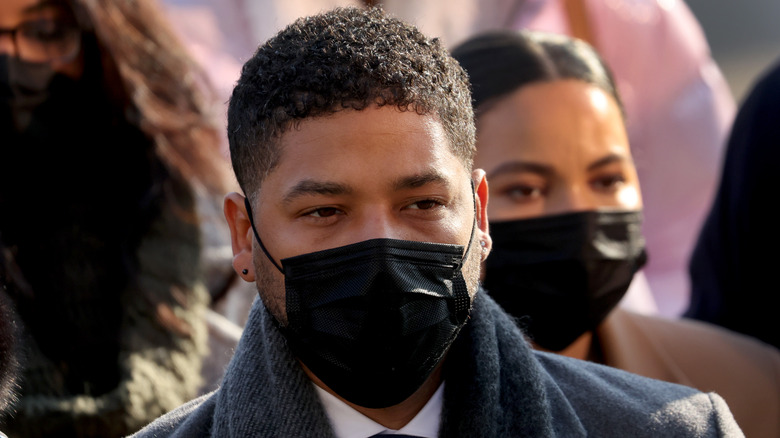 Jussie Smollett wearing mask