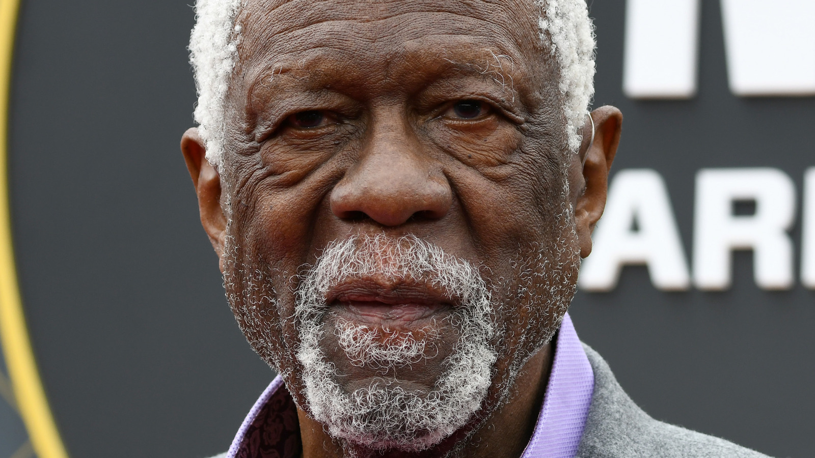 Bill Russell, NBA great with 11 titles as a Celtic, dies : NPR