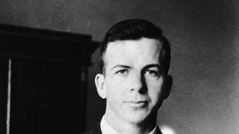 lee harvey oswald black and white photo