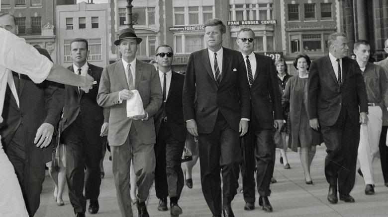 JFK with Secret Service agents