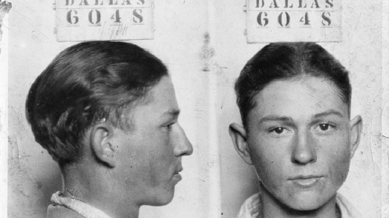 Clyde Barrow mugshot