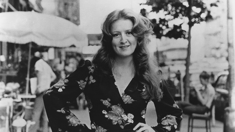 Bonnie Raitt flower dress