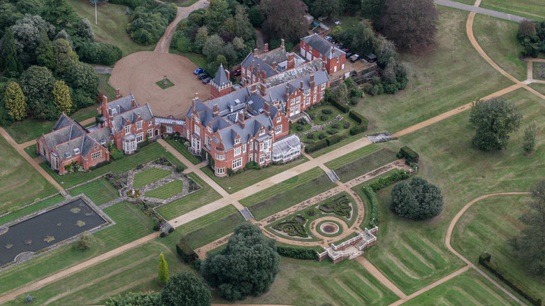 aerial view bagshot park