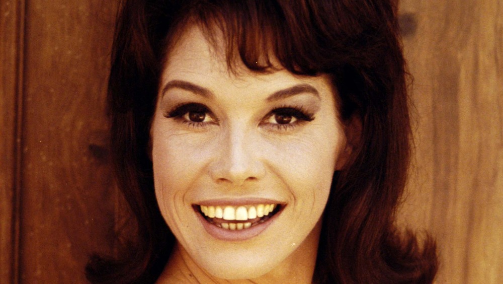 Mary Tyler Moore smiling