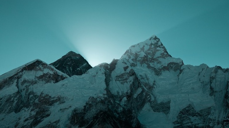 mount everest