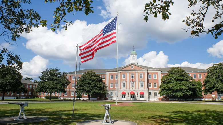 building at Camp Lejeune U.S. flag