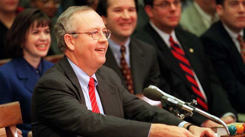 Ken Starr, 1999