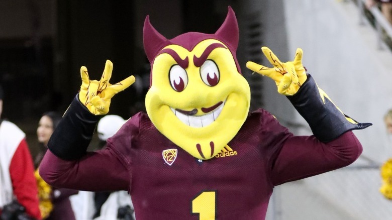 Sun Devils mascot cheering