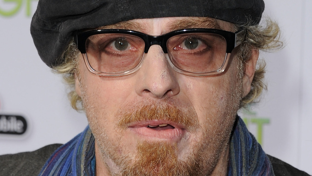 Leif Garrett wearing eye glasses