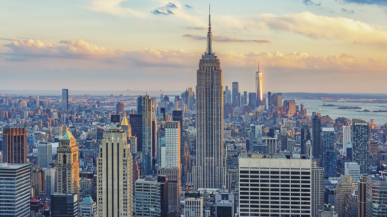 Manhattan skyline with the Empire State Building in center