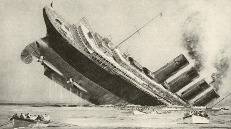 artists sketch sinking of the Lusitania lifeboat