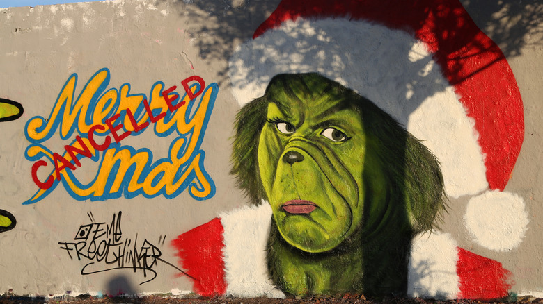 The Grinch Berlin Wall art