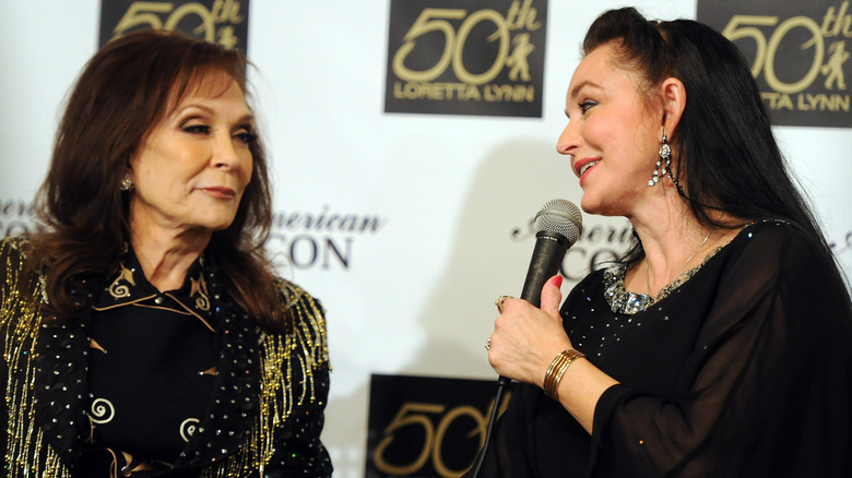 Loretta Lynn and Crystal Gayle, 2010