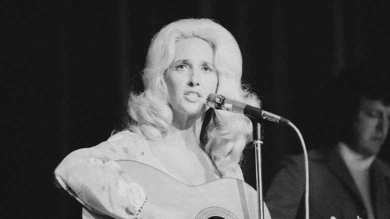 Tammy Wynette guitar microphone