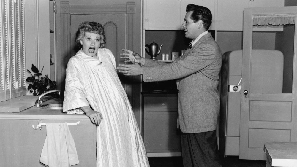 Lucille Ball, Desi Arnaz on set 