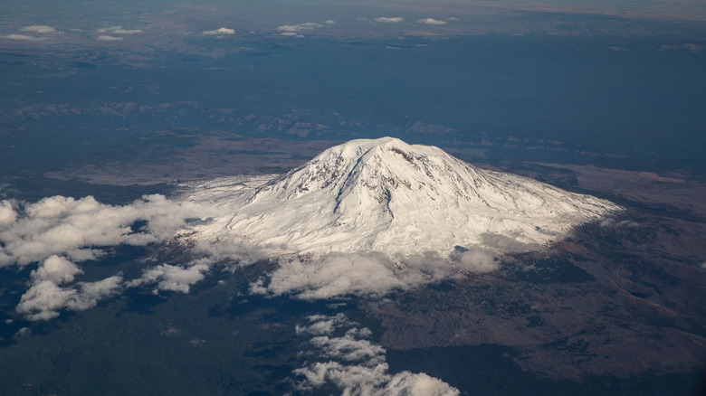 aerial view of Mount St. Helens 