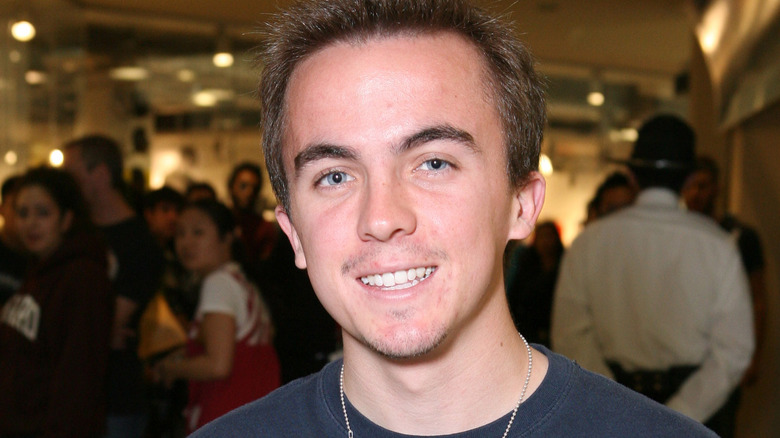 frankie muniz teen grinning necklace