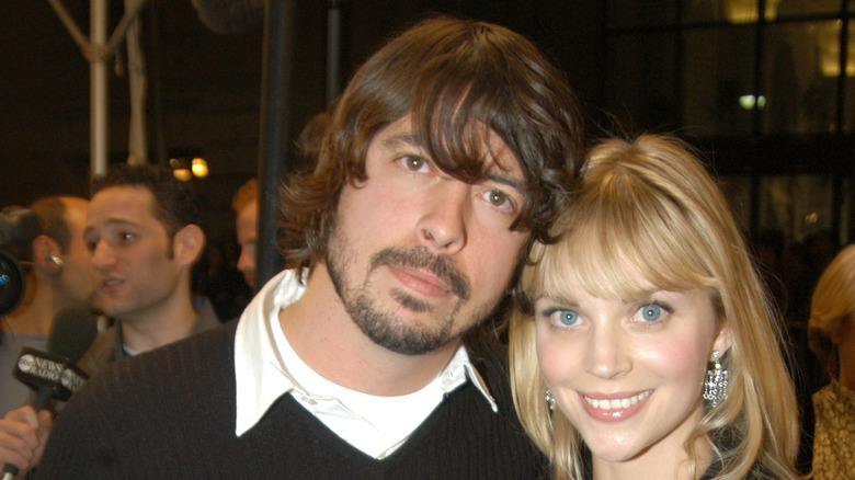 Dave Grohl and Jordyn Blum at the 2003 Man of the Year Awards