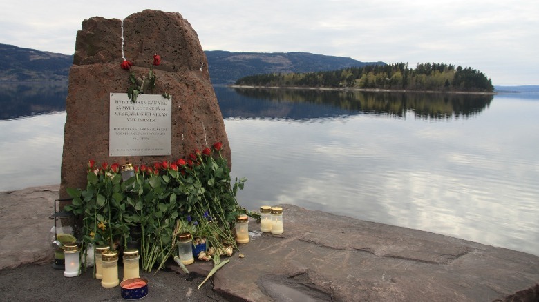 Utoya memorial in front of water