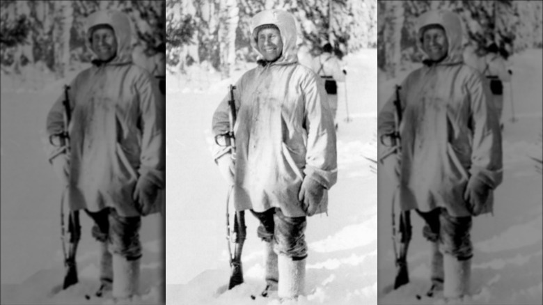 Simo Häyhä posing with his rifle