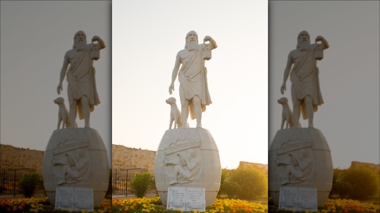 Statue of Diogenes in Sinope