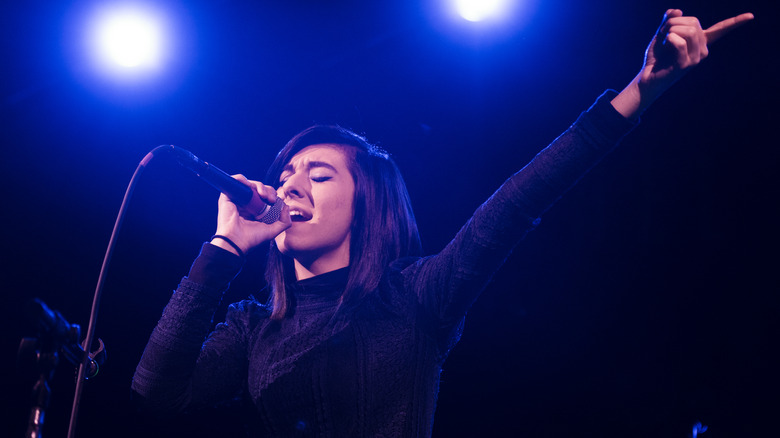 Christina Grimmie performing black shirt