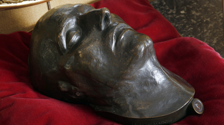 Napoleon death mask