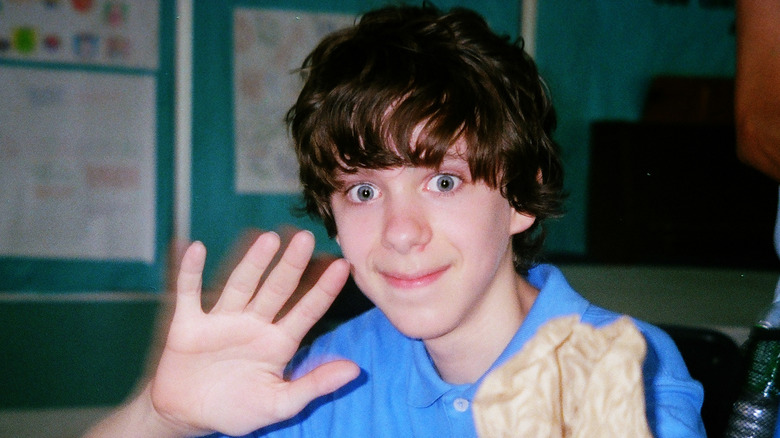 Adam Lanza waving 2005