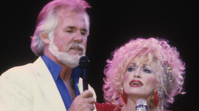 Younger Kenny Rogers and Dolly Parton