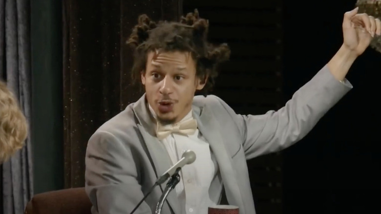 eric andre holding up hand on the eric andre show