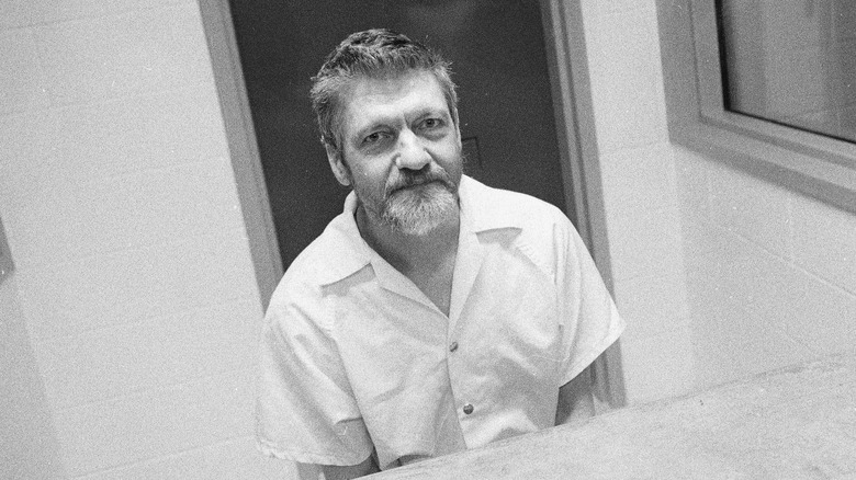 Ted Kaczynski in jail being interviewed